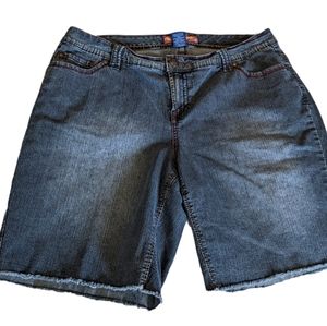 Peace Love & Fray Jean Shorts